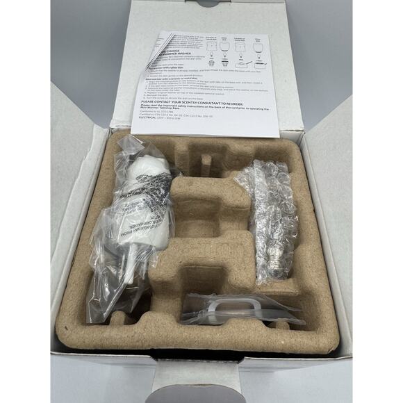 Scentsy Santa Mini Wax Warmer Wall Plug In Warmer Christmas New In BOX - Picture 3 of 5